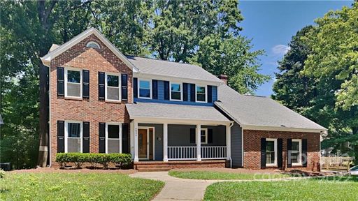 4834 Deer Cross Trail