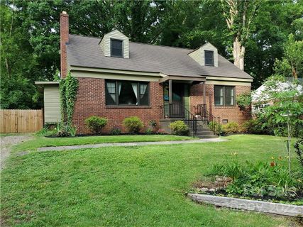 2220 Arnold Drive