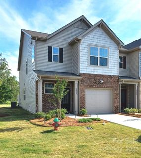 5284 Spanish Ivy Lane sold home in The Greens, Indian Land, SC