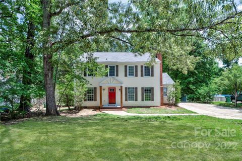 5008 Chestnut Lake Drive
