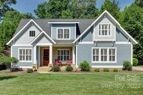 529 Spruce Hollow Lane sold home in Lake Forest, Lake Wylie, SC