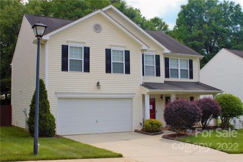 8327 Carolina Laurel Court