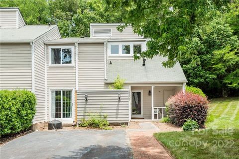 8407 Cricket Lake Drive
