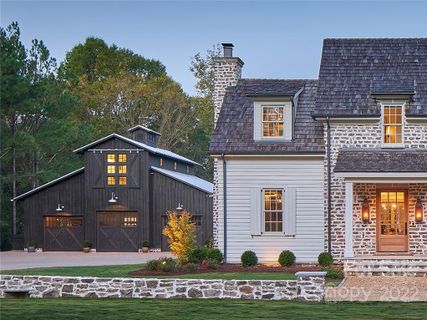Previously sold for $3,305,135