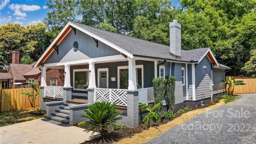 1220 Effingham Road