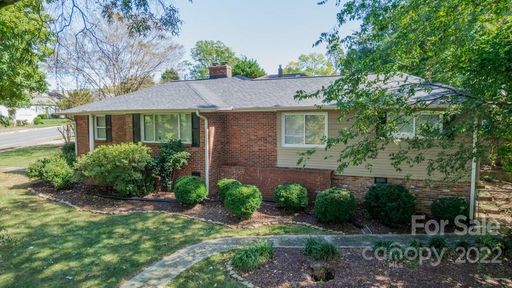 4819 Valley Stream Road