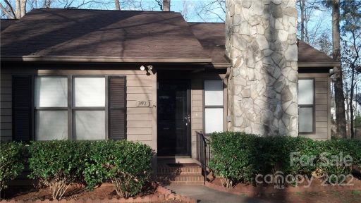 392 Tall Oaks Trail