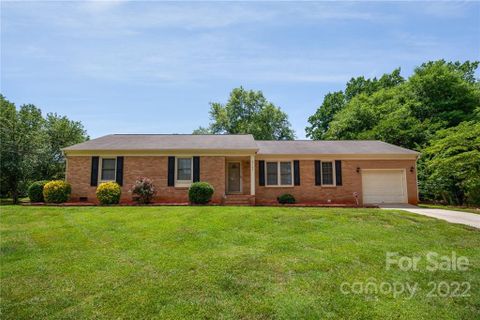 2125 Helen Drive