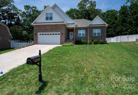 1261 10th Street Place 34 sold home in Waterstone, Hickory, NC