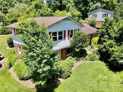 110 Castlerock Drive