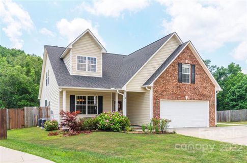 413 Wildbriar Road sold home in Cove at Livingston Farms, Fletcher, NC