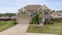 401 Winding Oaks Lane sold home in Concord, SC