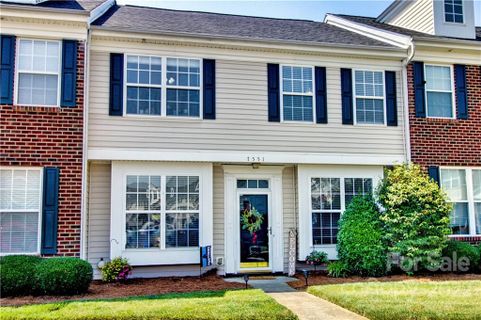 7551 Bluff Point Lane sold home in Bluffs at waterside crossing, Denver, NC
