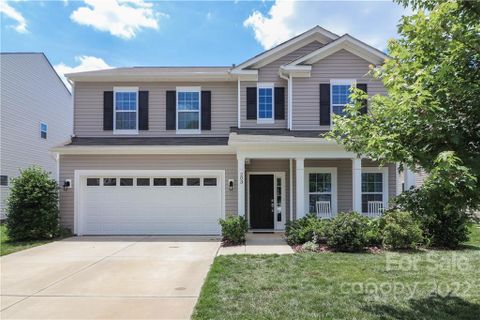 203 Paradise Hills Circle