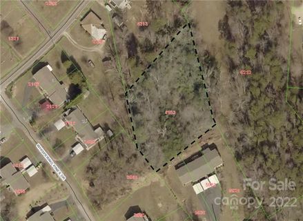 Off Whispering Pines Drive sold home in Whispering Pines, Marion, NC