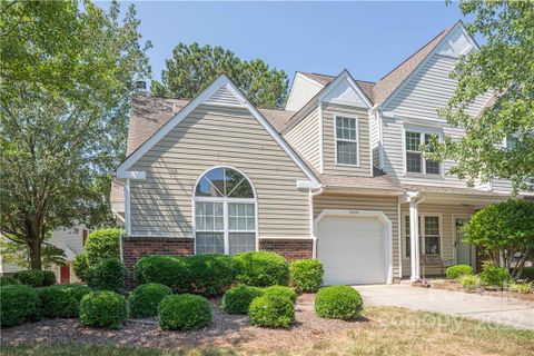 9006 Scotch Heather Way