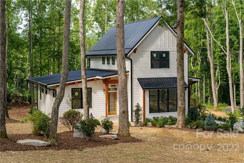 18 Ted Linn Drive sold home in Clearview, Fairview, NC