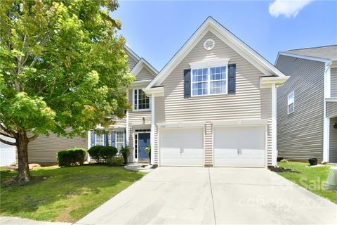 3307 Streamside Drive