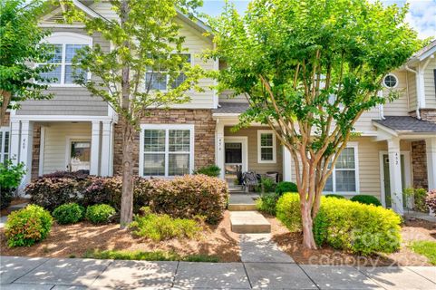 456 River Park Road