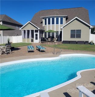 1082 Jack Pine Road