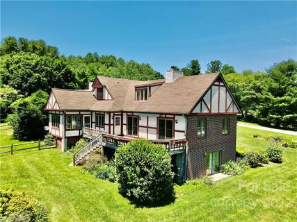 15 Beaumont Drive