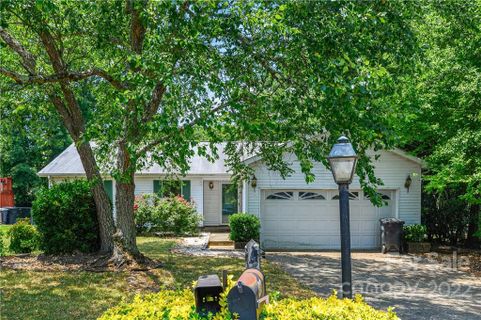2938 Old House Circle sold home in Pheasant Knoll, Matthews, NC