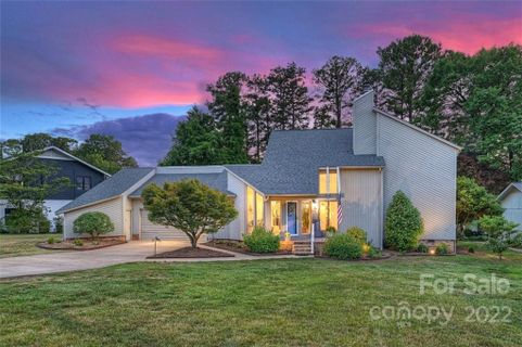 16001 Cramur Drive sold home in Norman Shores, Huntersville, NC