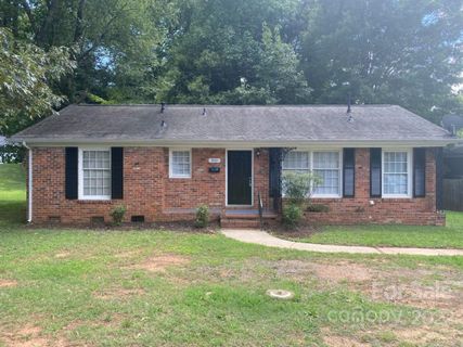 Previously sold for $275,500