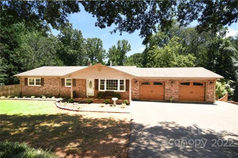 71 Lakemont Park Road