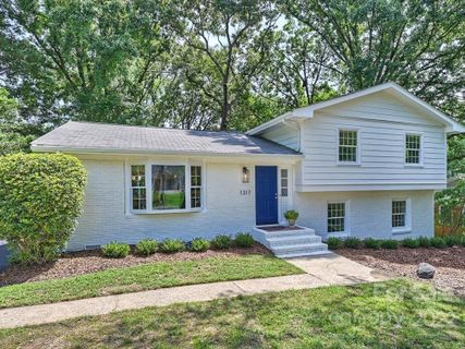 1317 Fox Run Drive