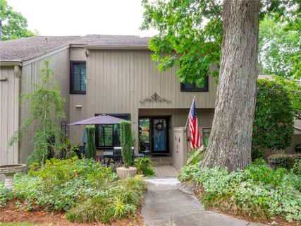 73 Ridgeport Road