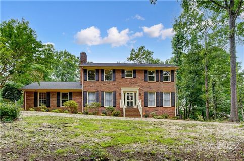 1560 Chatham Court