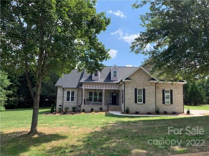 2304 James Way Drive sold home in Deer Creek, Statesville, NC