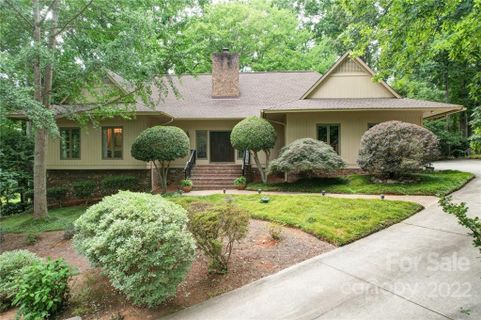 46 Heritage Drive