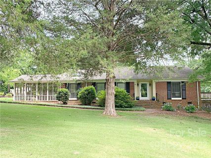 421 Country Club Drive