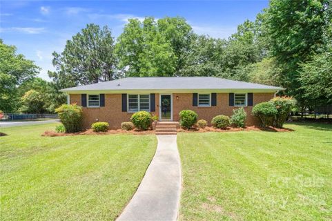 1227 Flowe Drive