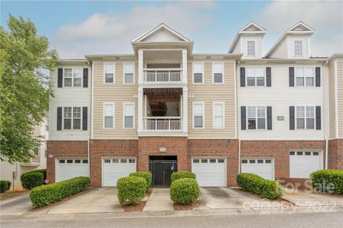 6762 Mallard Park Drive
