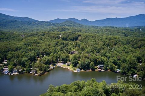 2285 W Lakeshore Drive