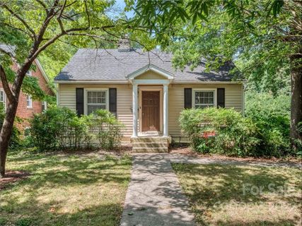2038 Chesterfield Avenue