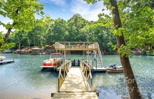 934 Cove Point Lane