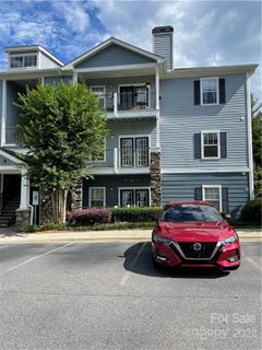 400 Vista Lake Drive 107