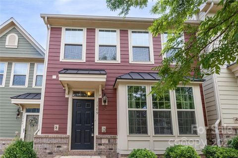 1709 Fleetwood Drive