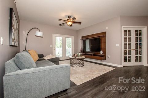 9145 Mcdowell Creek Court