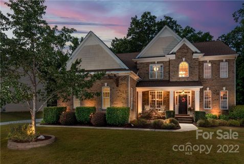 6608 Walton Hall Court