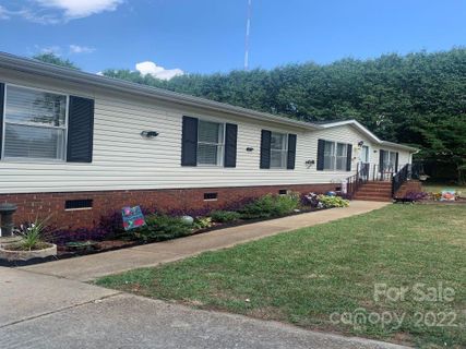 138 Ashley Woods Drive sold home in Ashley Woods, Mooresville, NC