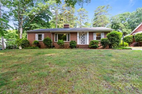 1003 South Street