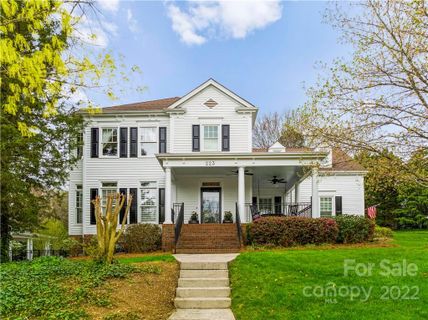 223 N Kimberly Road