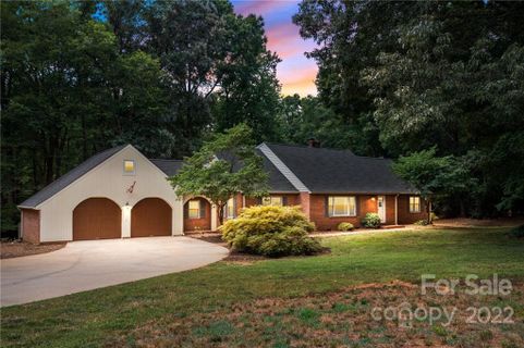 540 Roger Drive sold home in Homestead Hills, Salisbury, NC