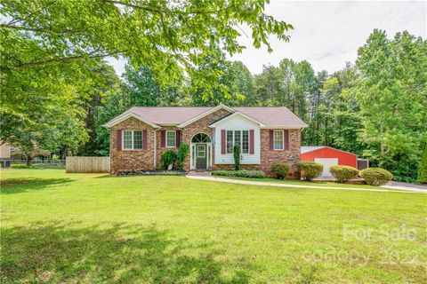 7736 Wallace Lane 4 sold home in Cedarbrook Estates, Denver, NC
