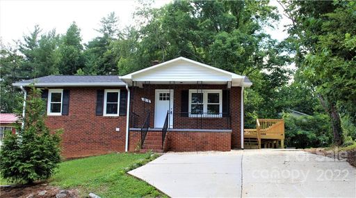 2457 Grandfather Court sold home in Town And Country, Lenoir, NC